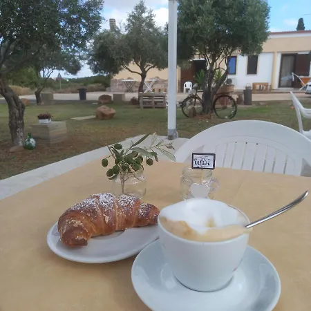 Bed & Breakfast Gli Ulivi 3*